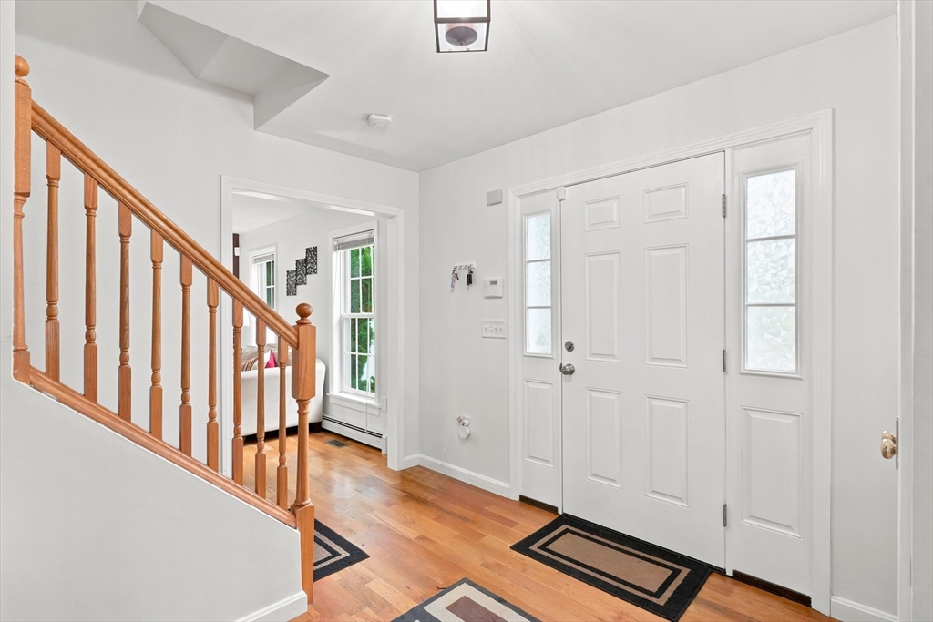 18 Rosegate Road Needham, MA 02494 - Photo 9 of 41