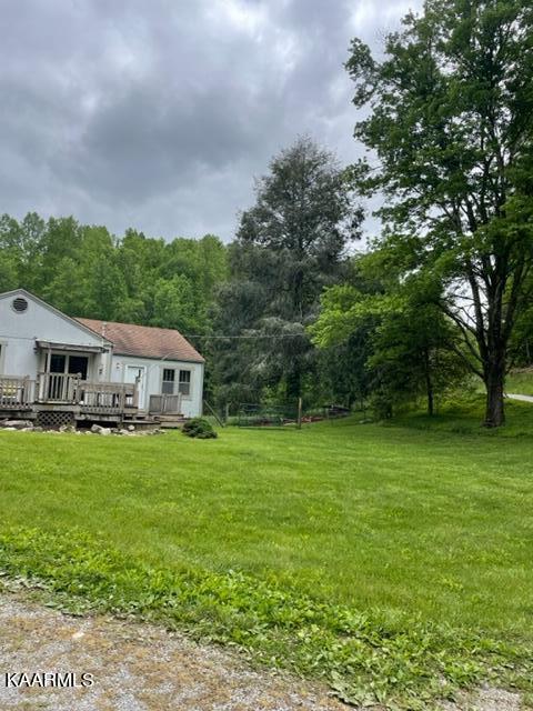 214 Robinson Road Tazewell, TN 37879 - Photo 7 of 36 road side of house