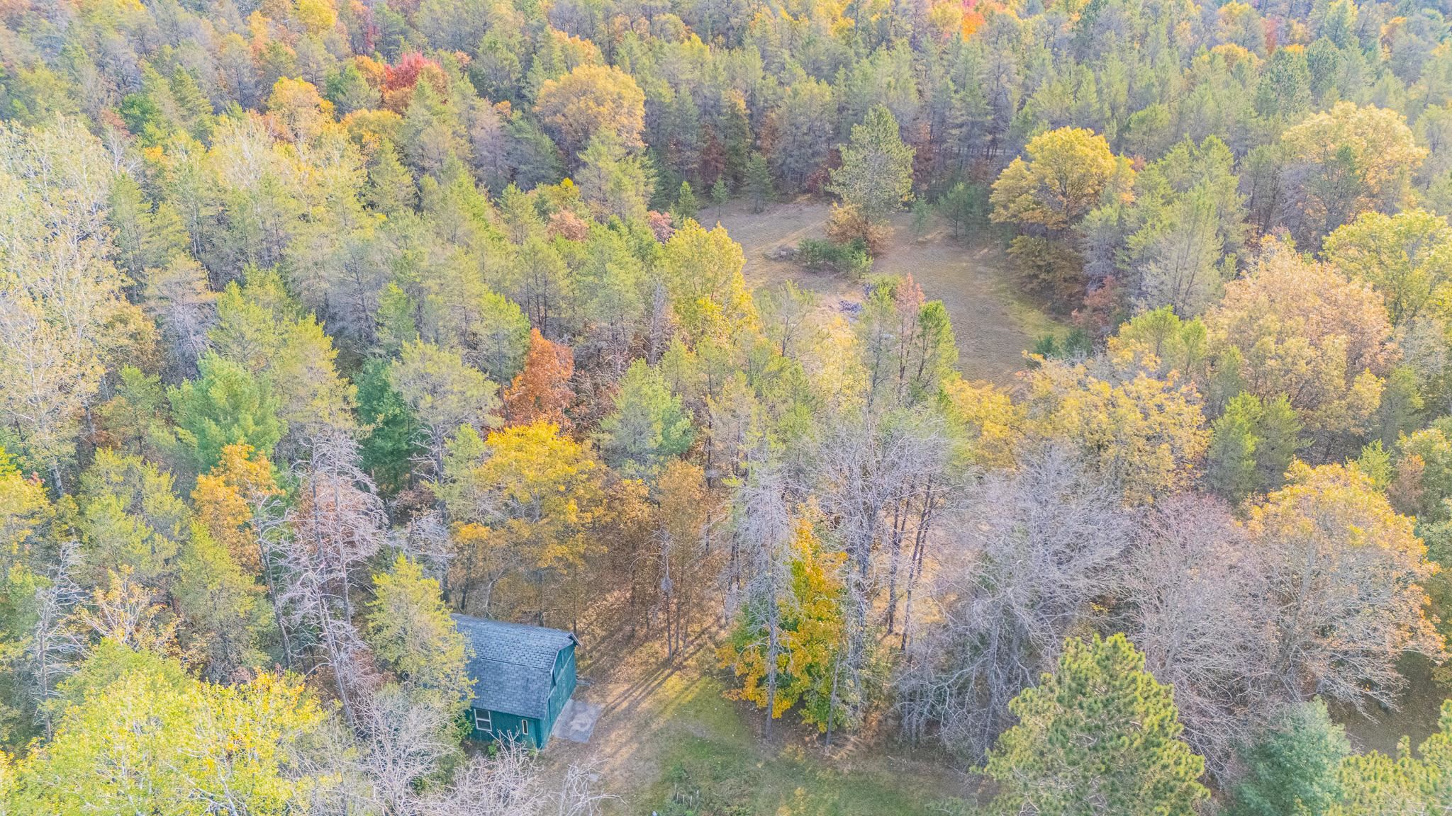 9851 South Oak Road Roscommon, MI 48653 - Photo 38 of 39 1928139-65bbffd7-0c71-4fbd-9412-6600d5dfda9f.JPG