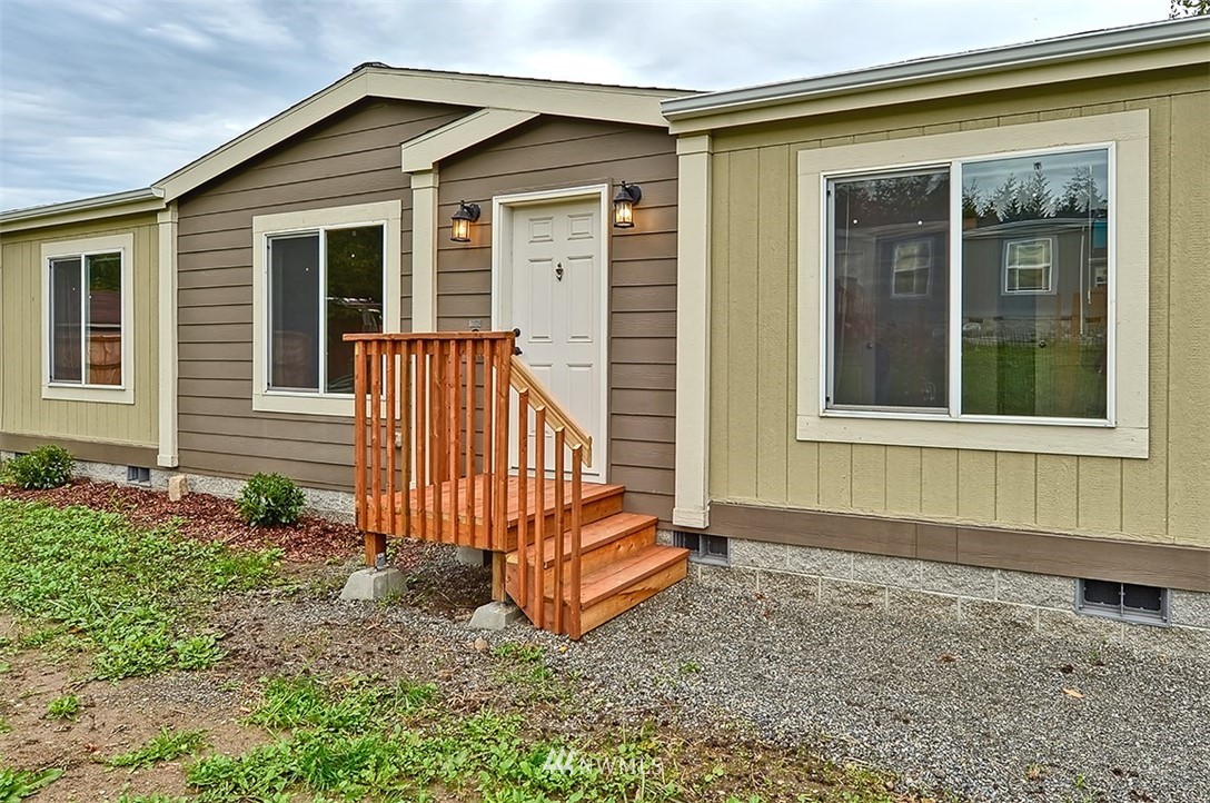 8476 Treevue Road Blaine, WA 98230 - Photo 2 of 29 Gallery Image 2