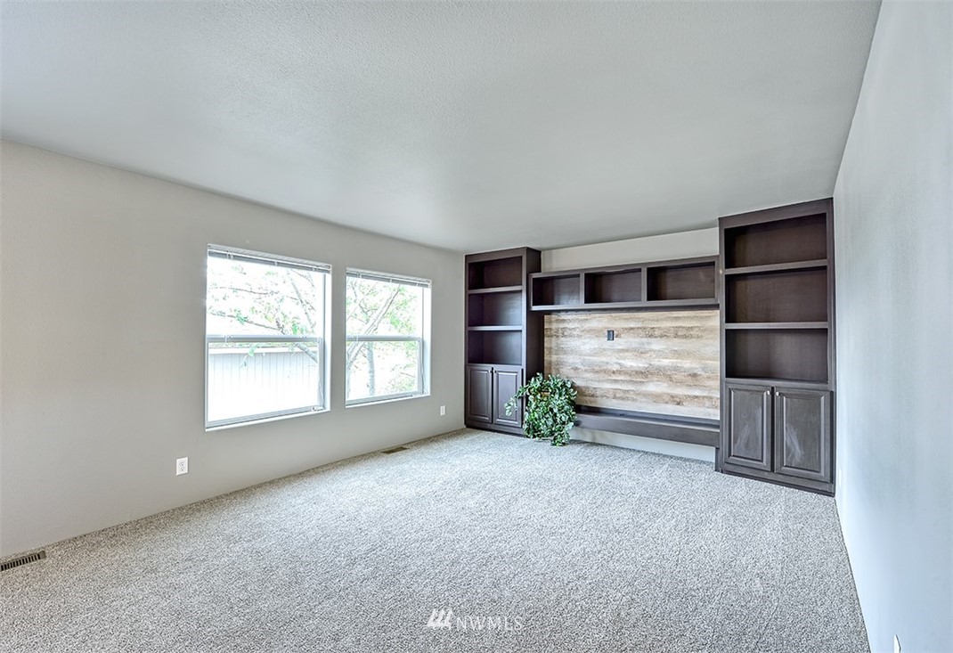 8476 Treevue Road Blaine, WA 98230 - Photo 15 of 29 Gallery Image 15
