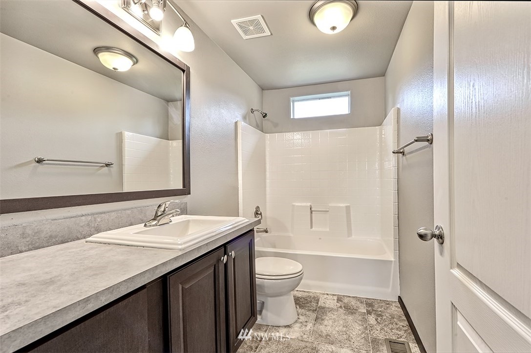 8476 Treevue Road Blaine, WA 98230 - Photo 16 of 29 Gallery Image 16