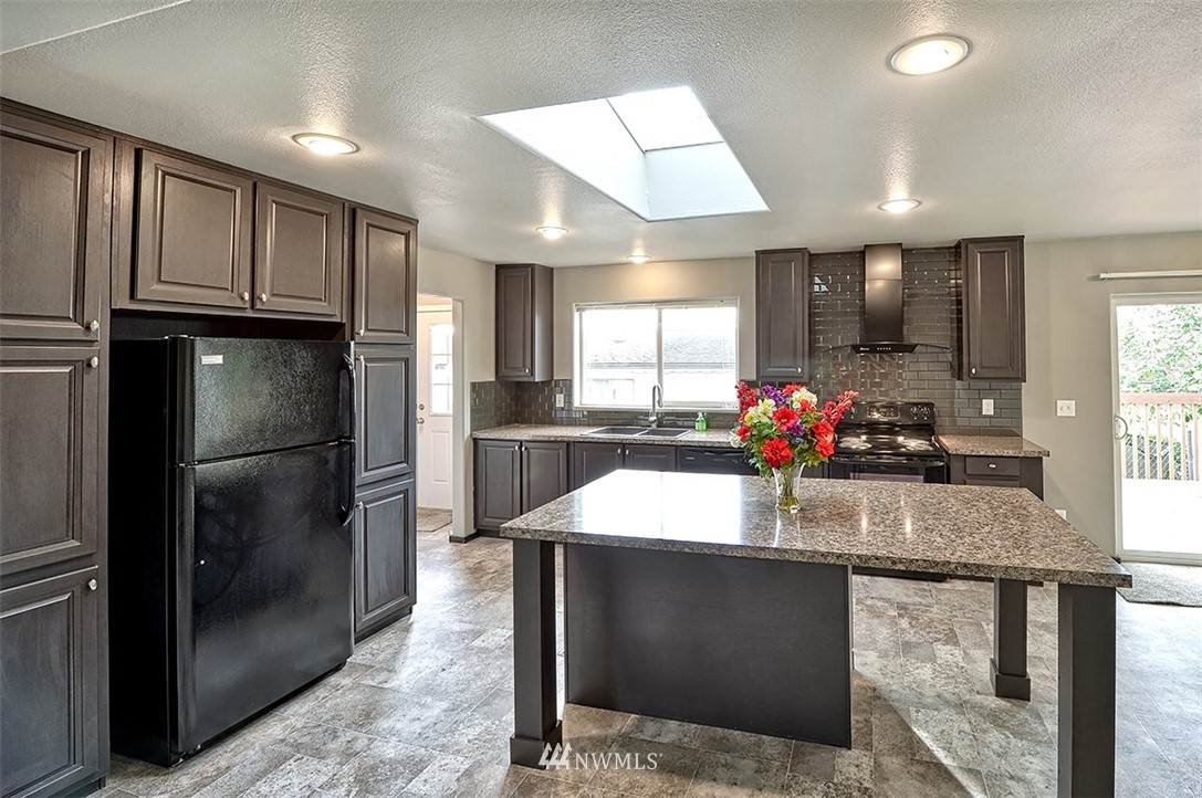 8476 Treevue Road Blaine, WA 98230 - Photo 20 of 29 Gallery Image 20