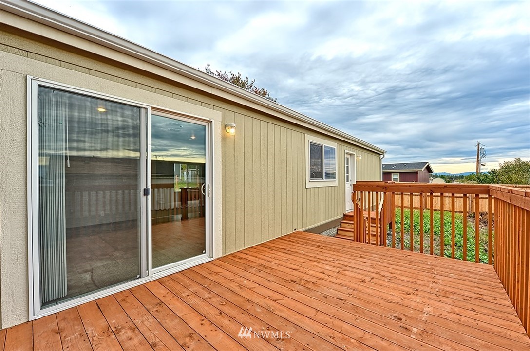8476 Treevue Road Blaine, WA 98230 - Photo 4 of 29 Gallery Image 4
