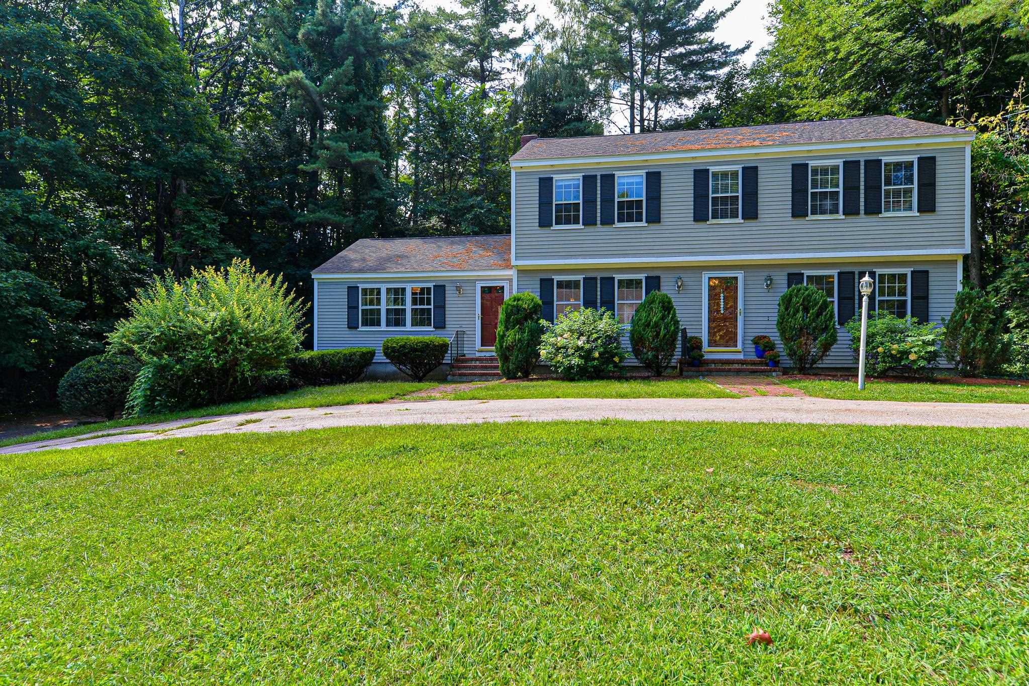 11 Hartswood Road Dover, NH 03820 - Photo 2 of 36