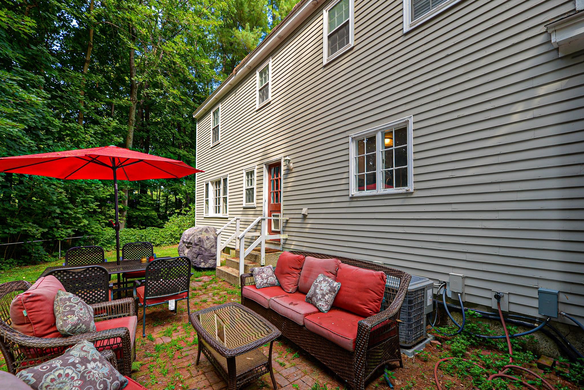 11 Hartswood Road Dover, NH 03820 - Photo 34 of 36