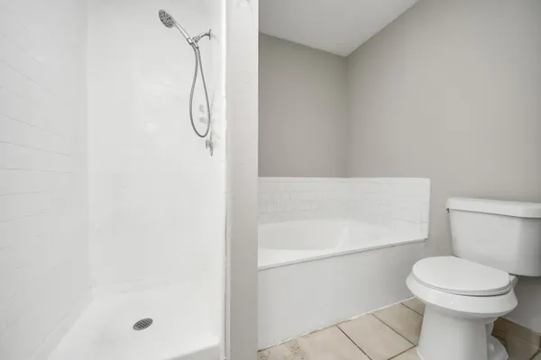 $2,300 | 4915 Pecan Grove Drive, Pearland, TX 77584