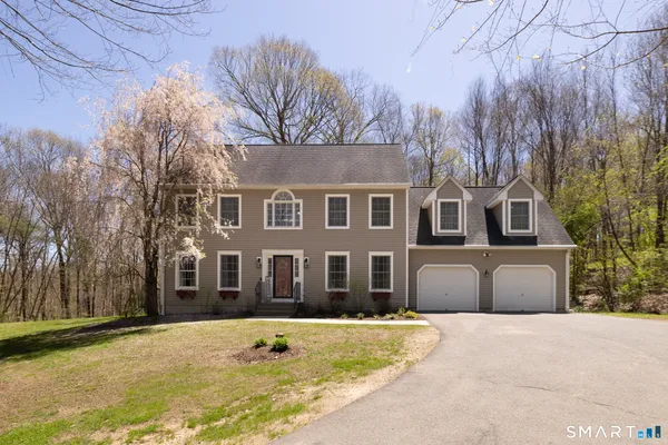 $599,900 | 29 Chestnut Hill Road, Hebron, CT 06248