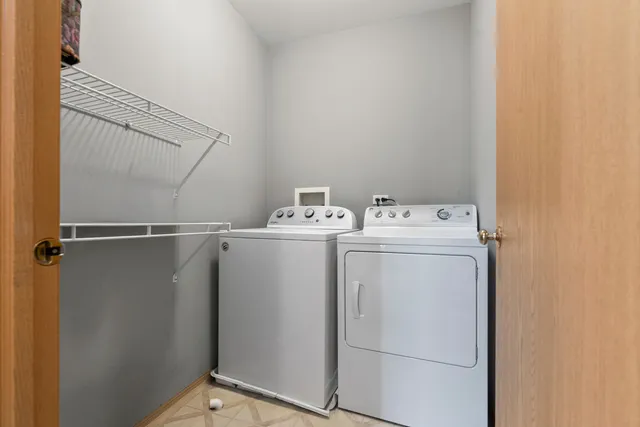 $418,000 | 1896 Sedgegrass Trail, Aurora, IL 60504