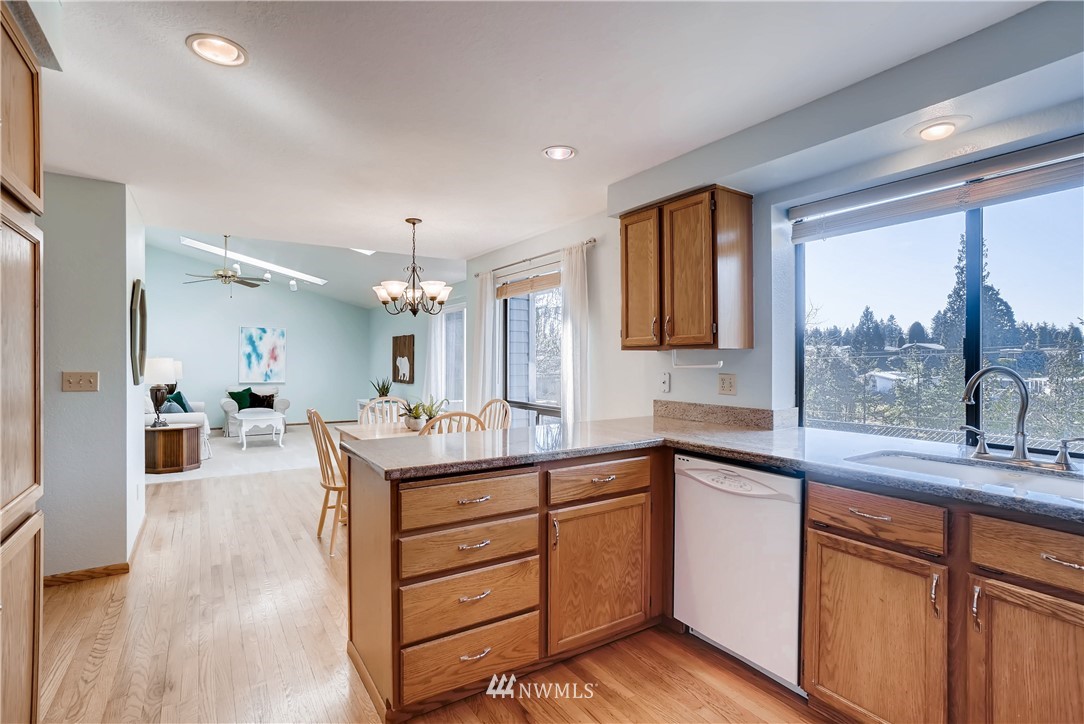 23708 19th Drive Southeast Bothell, WA 98021 - Photo 8 of 22