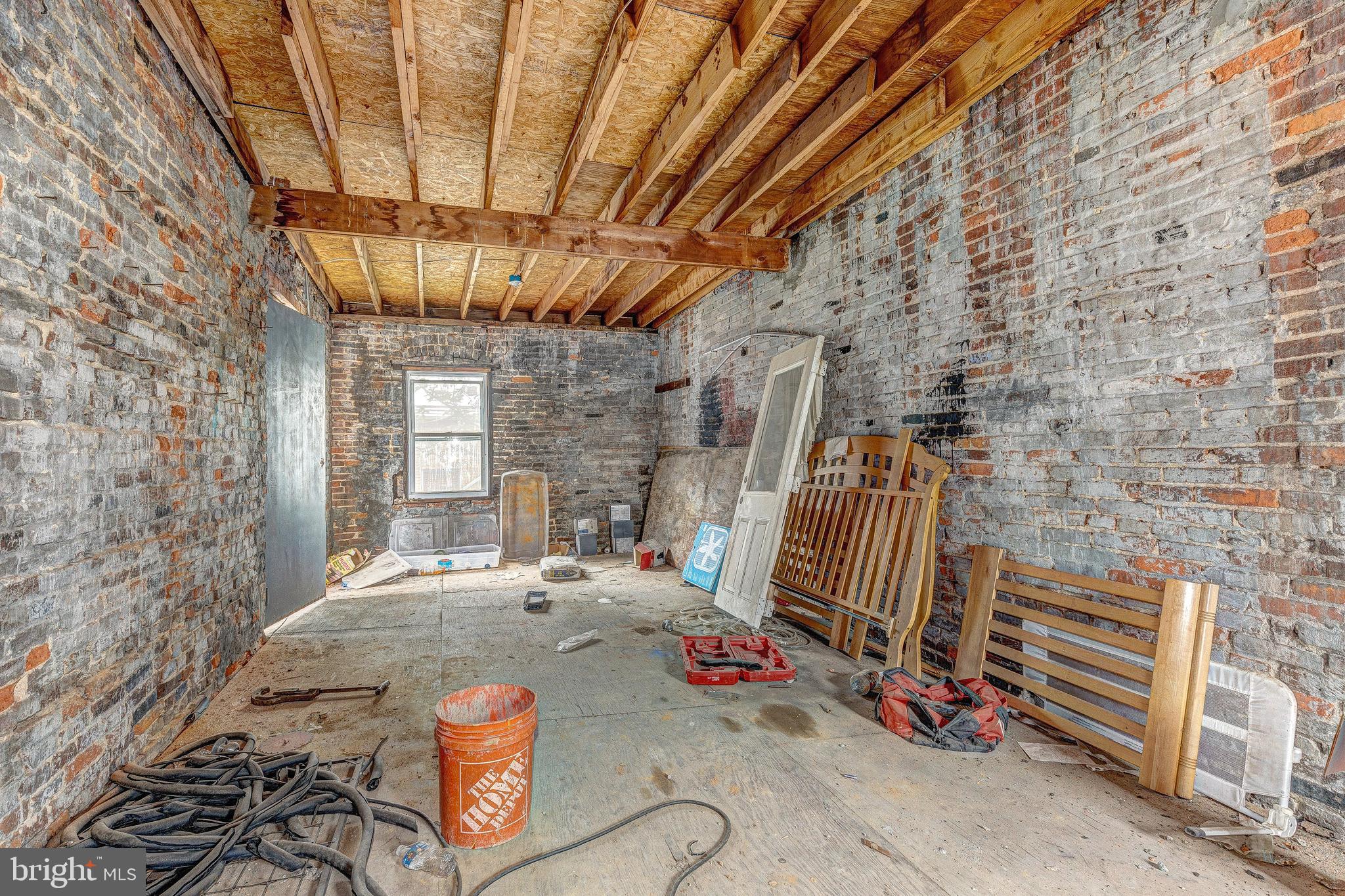 1729 Light Street Baltimore, MD 21230 - Photo 32 of 37 a view of outdoor seating