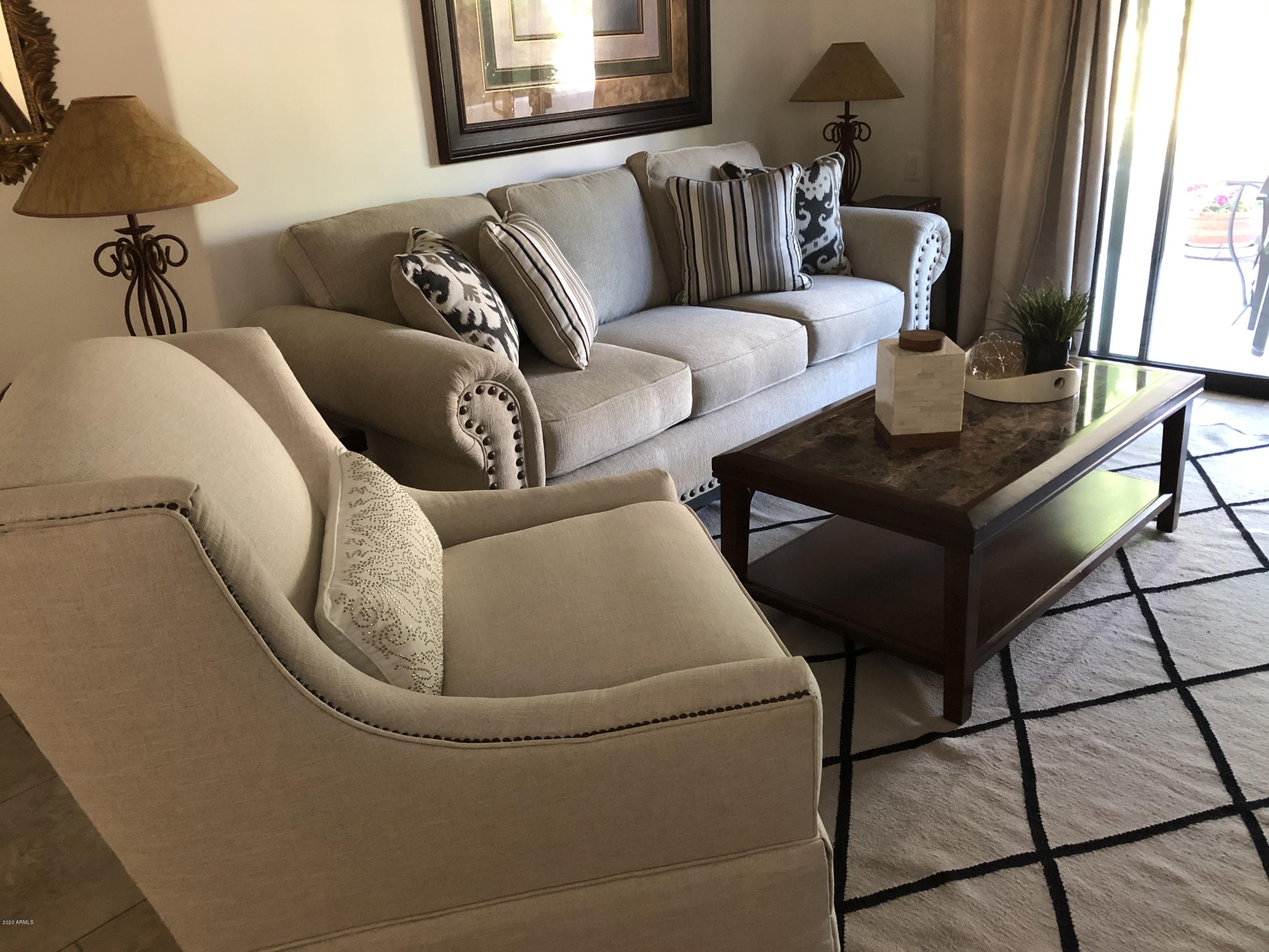 7272 East Gainey Ranch Road, Unit 124 Scottsdale, AZ 85258 - Photo 5 of 36 LIVING ROOM