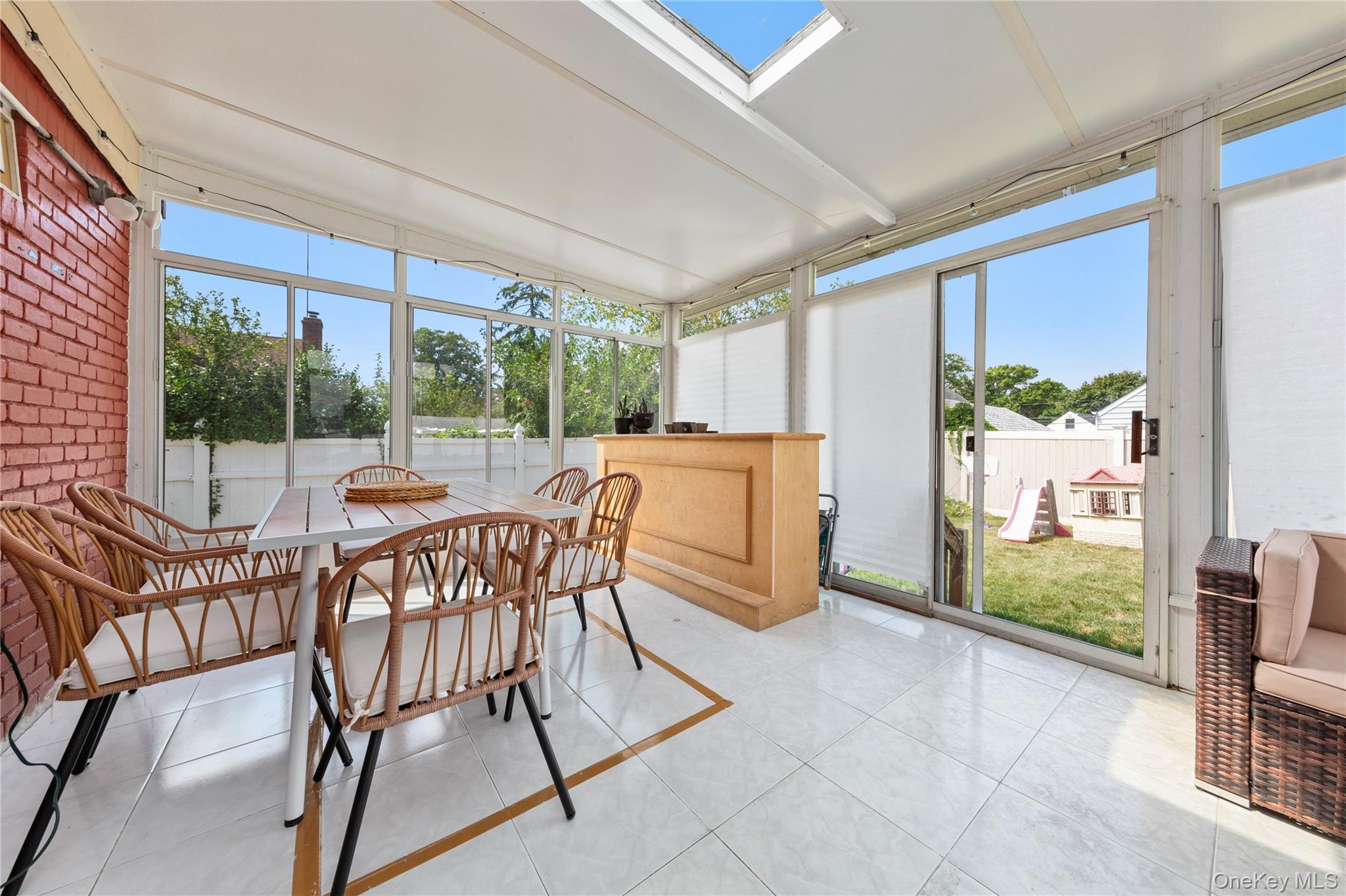 11 Dewitt Street Valley Stream, NY 11580 - Photo 19 of 21 Sunroom / solarium with a skylight
