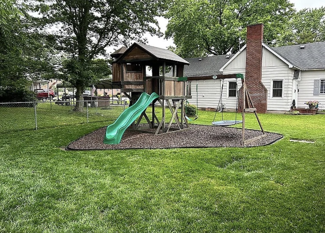 107 Mill Street Benton, IL 62812 - Photo 7 of 37