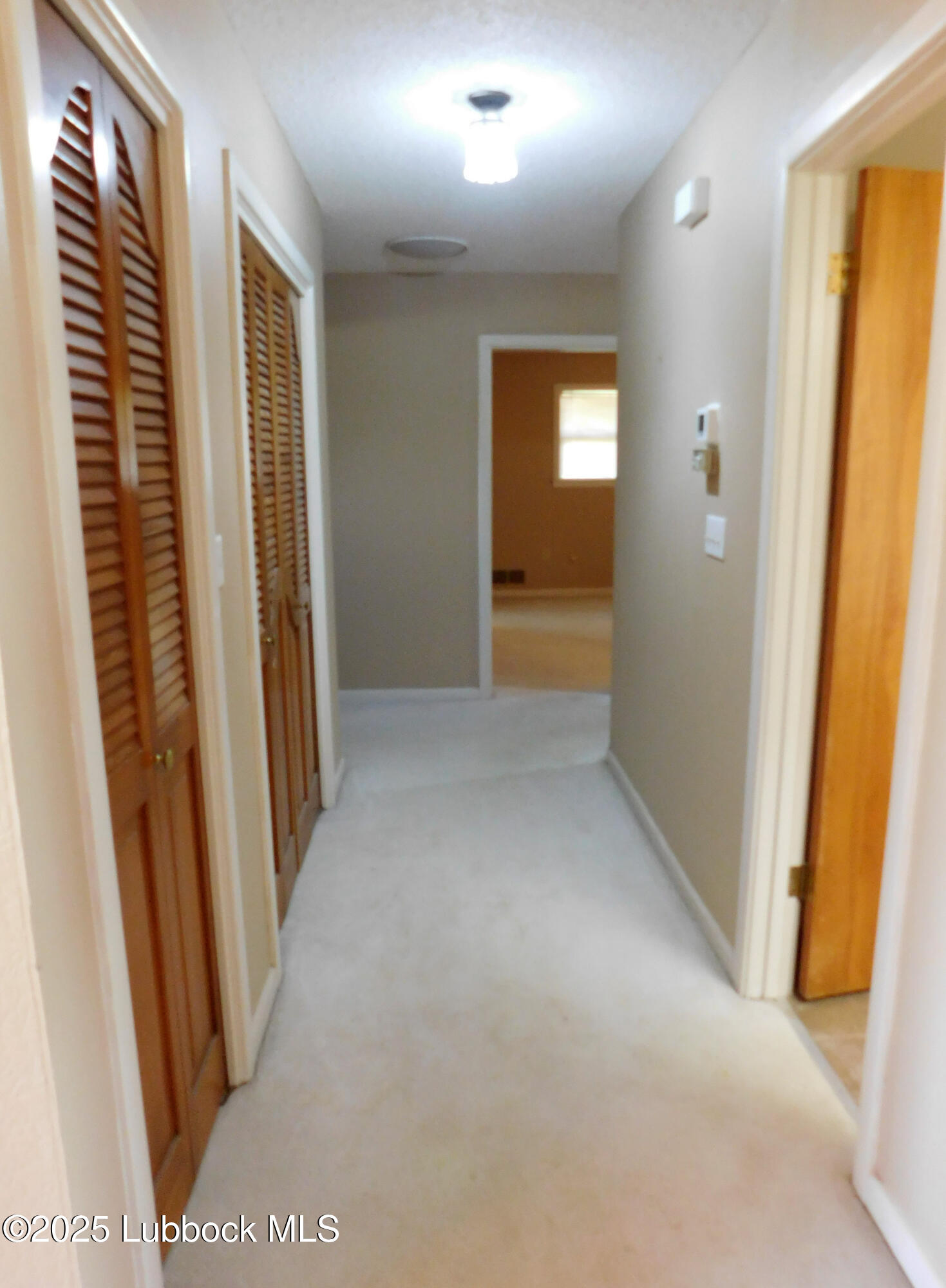 1925 Highway 70 Muleshoe, TX 79347 - Photo 23 of 49 a view of hallway with natural light
