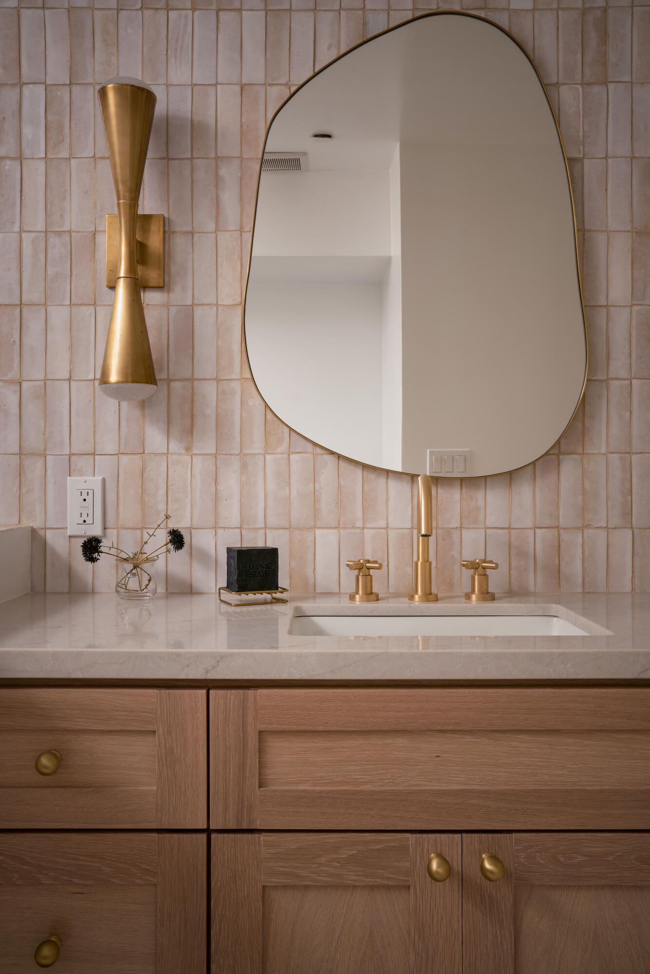 627 Romero Canyon Road Montecito, CA 93108 - Photo 26 of 44 Stylish bathroom