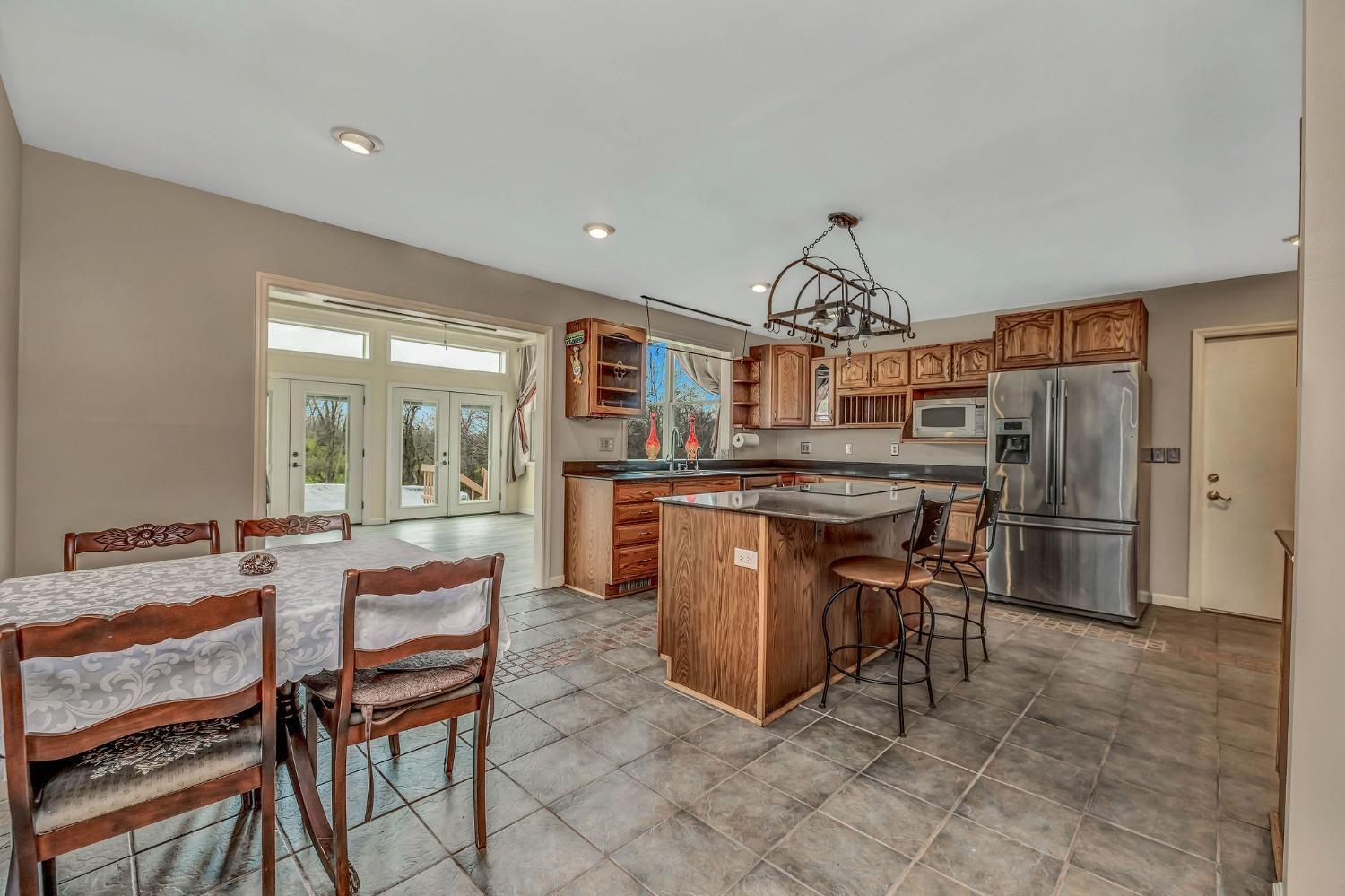 1093 Davis Road Hamilton, OH 45013 - Photo 12 of 50