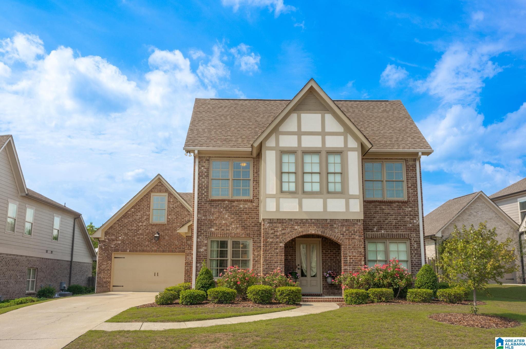 1024 Evan Circle Chelsea, AL 35043 - Photo 2 of 36