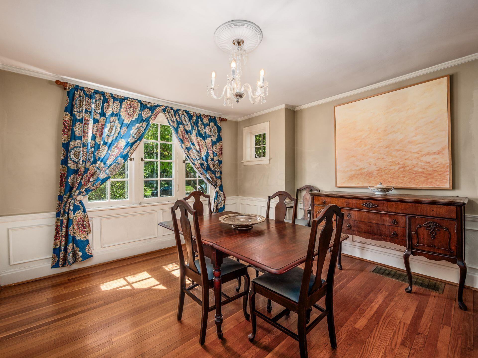 2424 Sherwood Road Bexley, OH 43209 - Photo 18 of 92 Dining Room