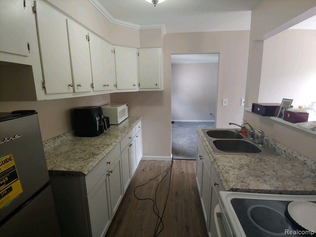 2896 James Road Auburn Hills, MI 48326 - Photo 15 of 22