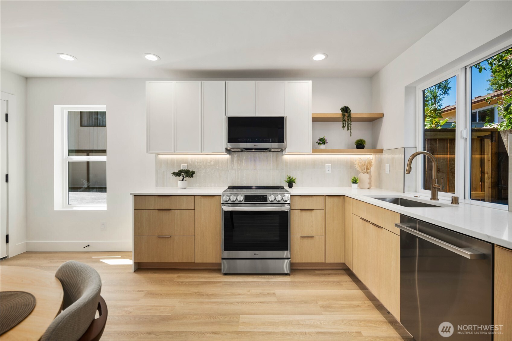 724 North 89th Street Seattle, WA 98103 - Photo 12 of 25 Gallery Image 12