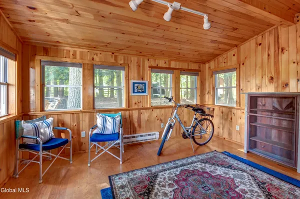 $469,000 | 134 Lincoln Avenue, Northampton, NY 12134