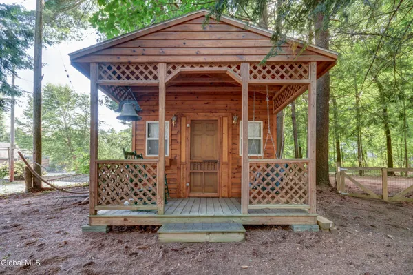 $469,000 | 134 Lincoln Avenue, Northampton, NY 12134