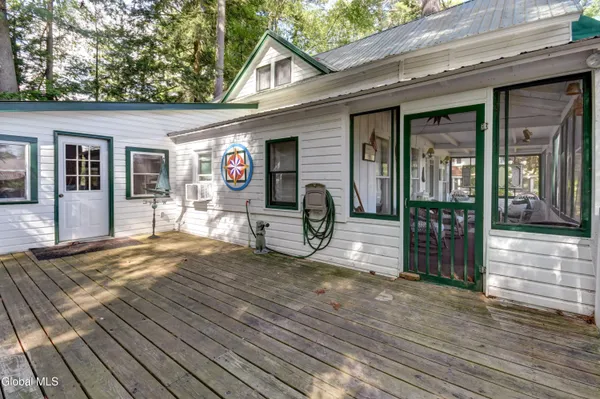 $469,000 | 134 Lincoln Avenue, Northampton, NY 12134