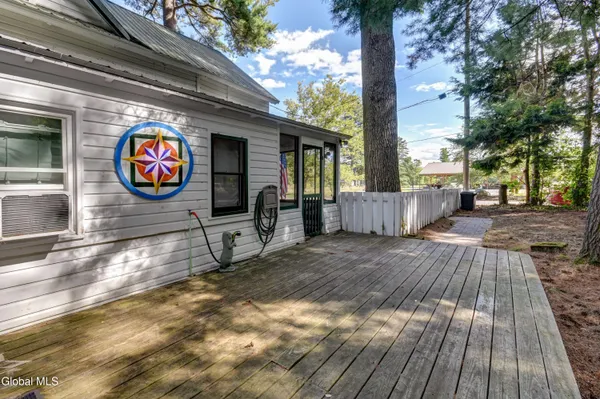 $469,000 | 134 Lincoln Avenue, Northampton, NY 12134