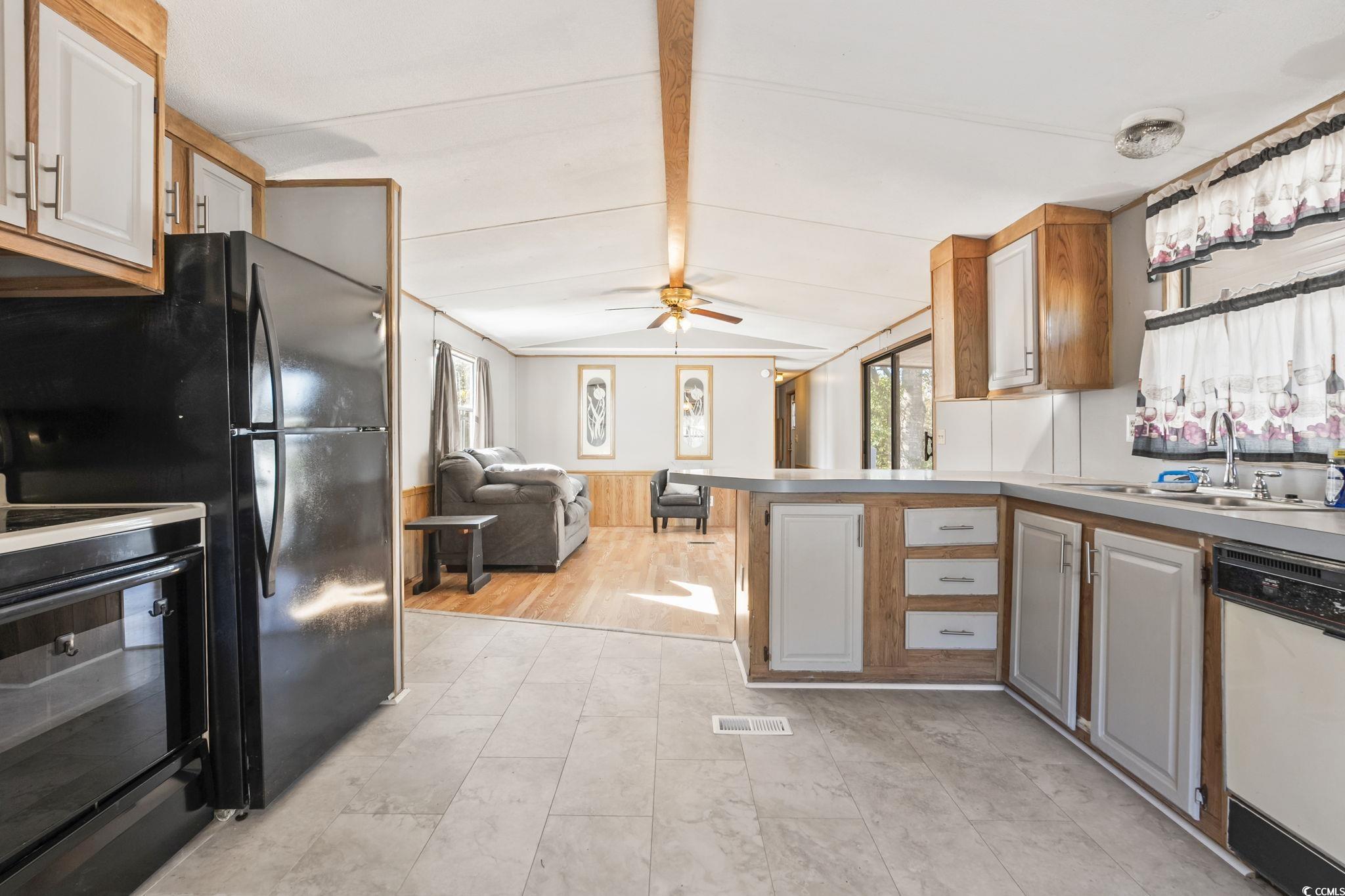 25 Crooked Island Circle Murrells Inlet, SC 29576 - Photo 12 of 40