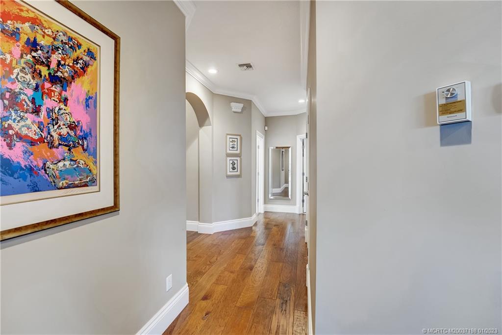 825 Southeast Riverside Drive Stuart, FL 34994 - Photo 36 of 96 Gallery Image 36