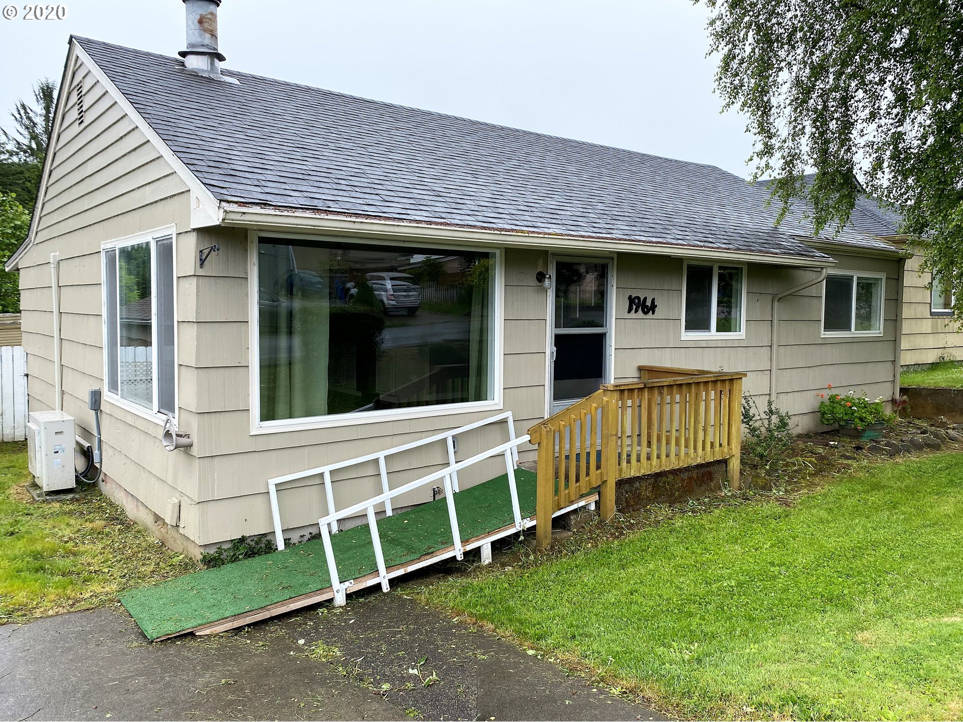1964 Birch Avenue Reedsport, OR 97467 - Photo 2 of 19 Gallery Image 2