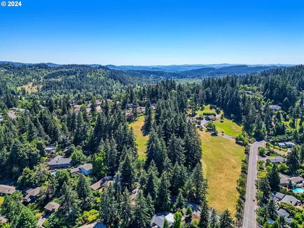 $1,050,000 | Mclean Boulevard, Eugene, OR 97405