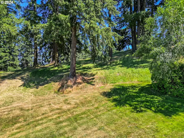 $1,050,000 | Mclean Boulevard, Eugene, OR 97405