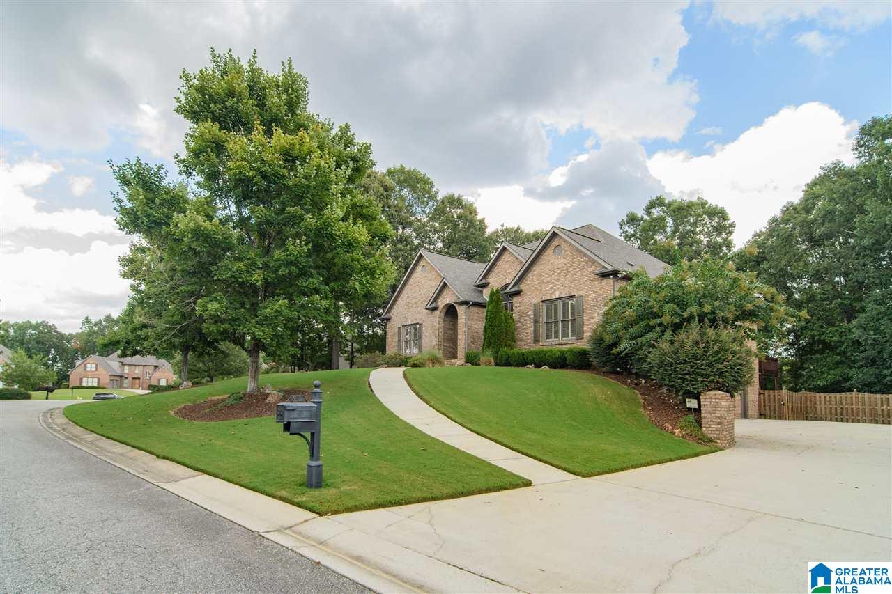 907 Timberline Circle Calera, AL 35040 - Photo 2 of 50