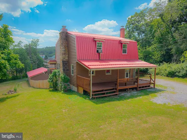 $259,500 | 3311 Valley Road, New Paris, PA 15554