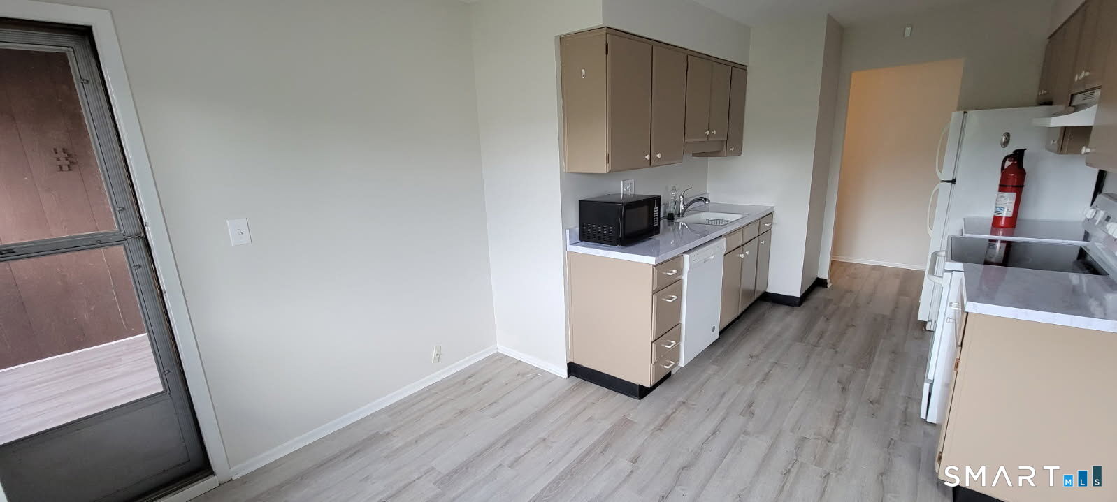 154 Cold Spring Road, Unit 88 Stamford, CT 06905 - Photo 4 of 6