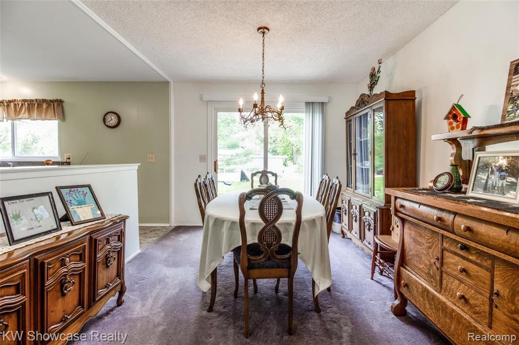 998 Hadley Road Rochester Hills, MI 48307 - Photo 18 of 42