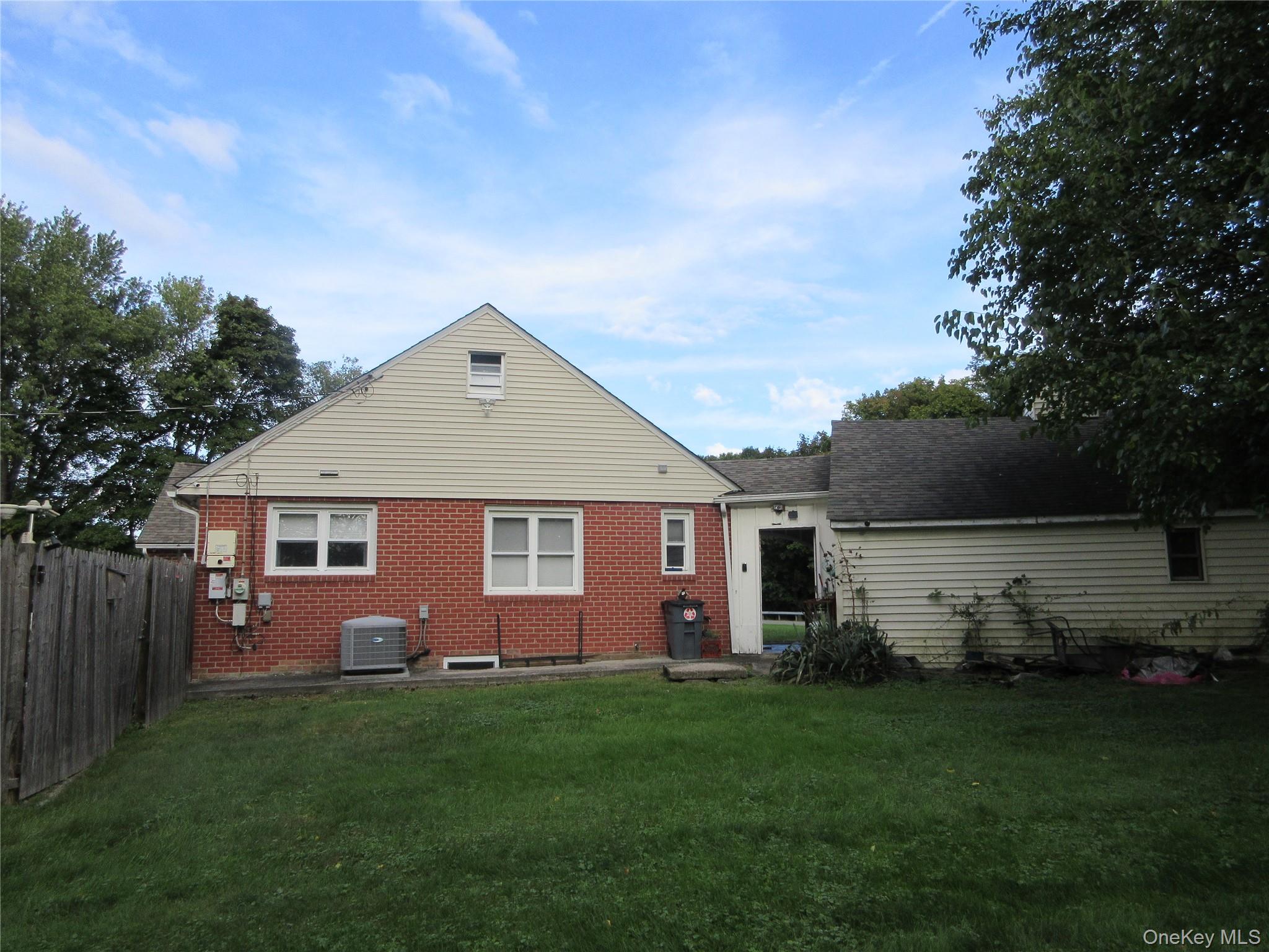 51 Overhill Road Middletown, NY 10940 - Photo 3 of 32 Gallery Image 3