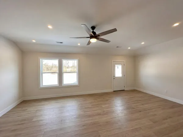 $269,300 | 2008 Grn Acrs Drive, Adrian, MI 49221