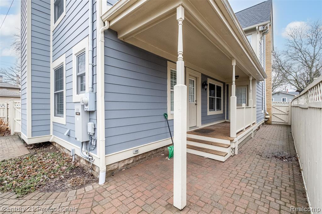 302 West 3rd Street Rochester, MI 48307 - Photo 63 of 74 Gallery Image 63