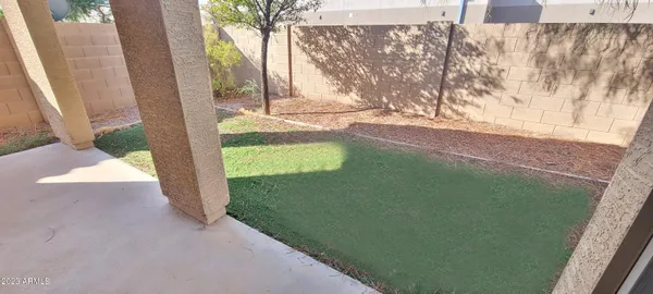 $1,995 | 2024 South Falcon Drive, Gilbert, AZ 85295