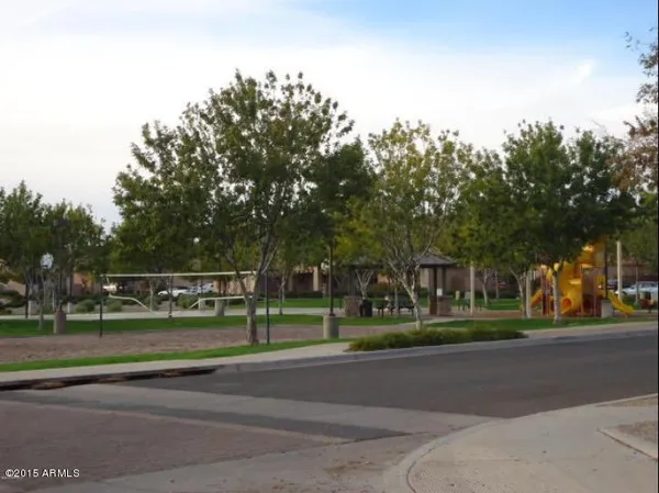 $1,995 | 2024 South Falcon Drive, Gilbert, AZ 85295