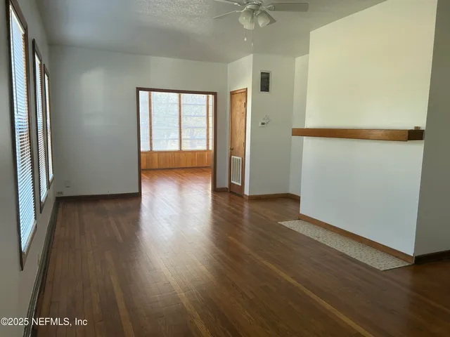 $1,995 | 5104 Palmer Avenue, Jacksonville, FL 32210