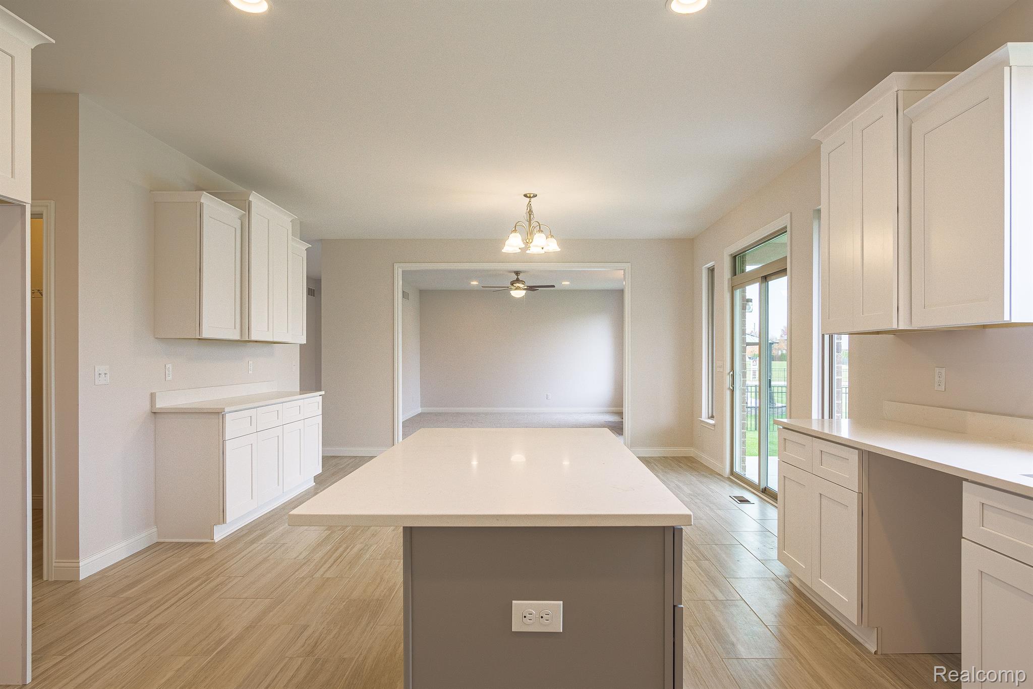 21941 Rustic Drive Macomb, MI 48044 - Photo 21 of 52 Gallery Image 21