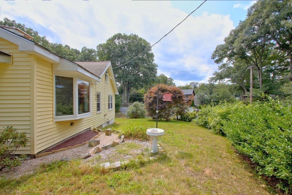 32 Pine Ridge Road Wayland, MA 01778 - Photo 16 of 17