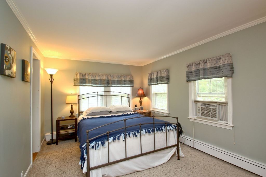 32 Pine Ridge Road Wayland, MA 01778 - Photo 9 of 17