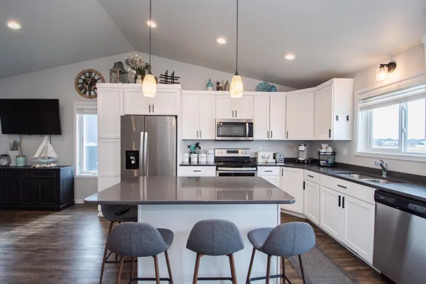 $369,000 | 5534 8th Street West, West Fargo, ND 58078