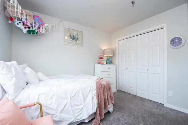 $369,000 | 5534 8th Street West, West Fargo, ND 58078