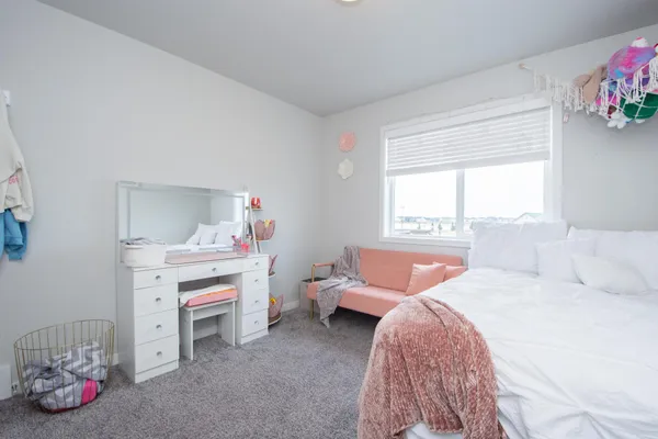 $369,000 | 5534 8th Street West, West Fargo, ND 58078